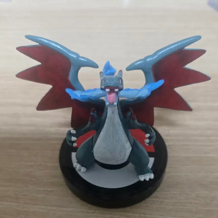 [BUNJANG] Shiny Mega Charizard X Pokemon 3D Figure / 이로치 메가리자몽X 포켓몬 입체도감 피규어