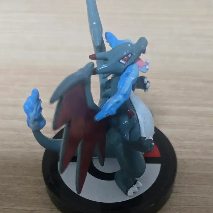 [BUNJANG] Shiny Mega Charizard X Pokemon 3D Figure / 이로치 메가리자몽X 포켓몬 입체도감 피규어