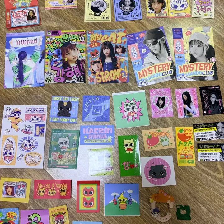 [BUNJANG] NewJeans Haerin Cafe Goods Bundle Set / 뉴진스 해린 생카 굿즈 30여종 강연동