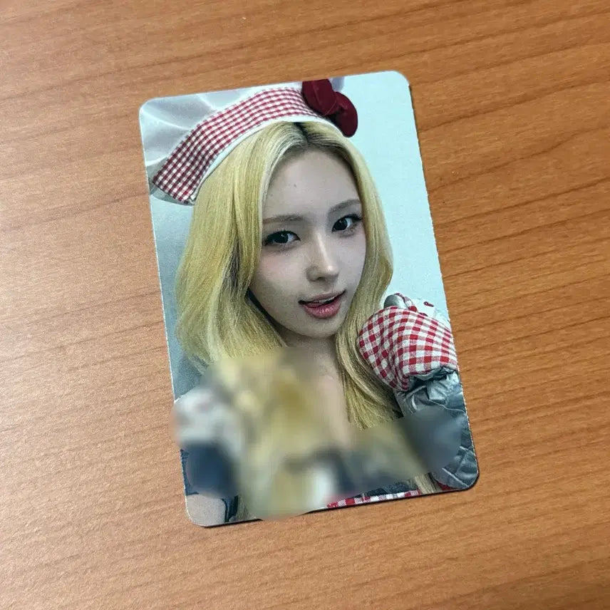 [BUNJANG] IF I Hwayeon Signed Photocard / 이프아이 화연 싸인 포카