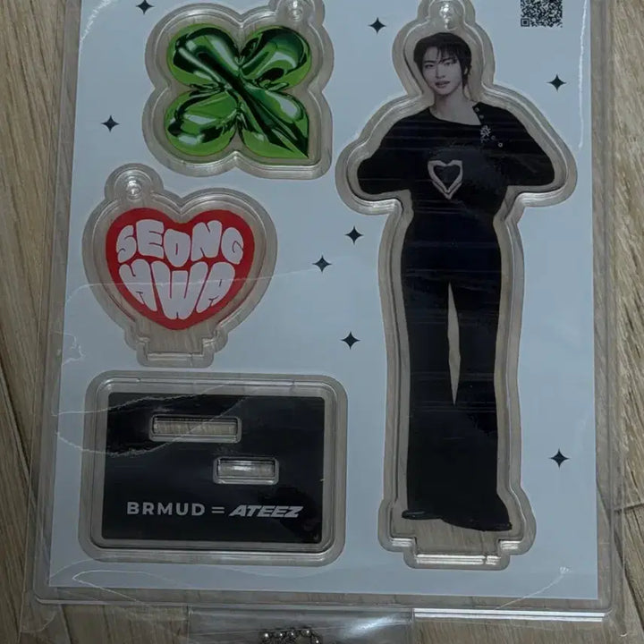[BUNJANG] ATEEZ Seonghwa &amp; Jongho BRMUD Acrylic Stand &amp; Keychain Bundle Set / BRMUD ATEEZ 성화 종호 아크릴 스탠드 키링