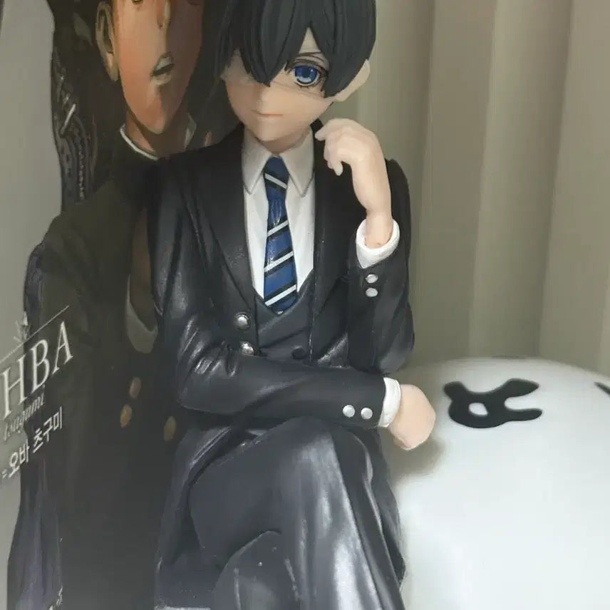 [BUNJANG] Black Butler Ciel Phantomhive Figure / 흑집사 시엘 피규어
