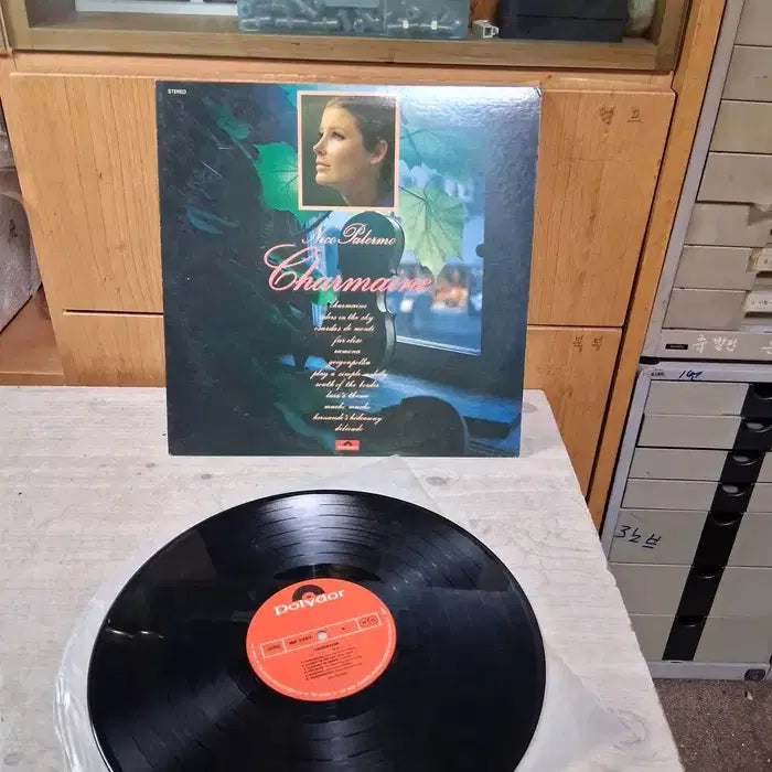[BUNJANG] Nico Palermo Charmaine Violin Performance LP - 1975 Japan Polydor Pressing / 민트급 엘피/팝 - 니코 팔레르모/샤메인 바이올린 연주 LP/75년 일본