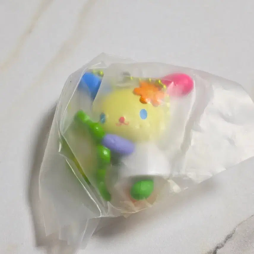[BUNJANG] Sanrio Characters Four-Leaf Clover Mascot Gacha Charm / 산리오 캐릭터즈 네잎클로버 마스코트 가챠 양도