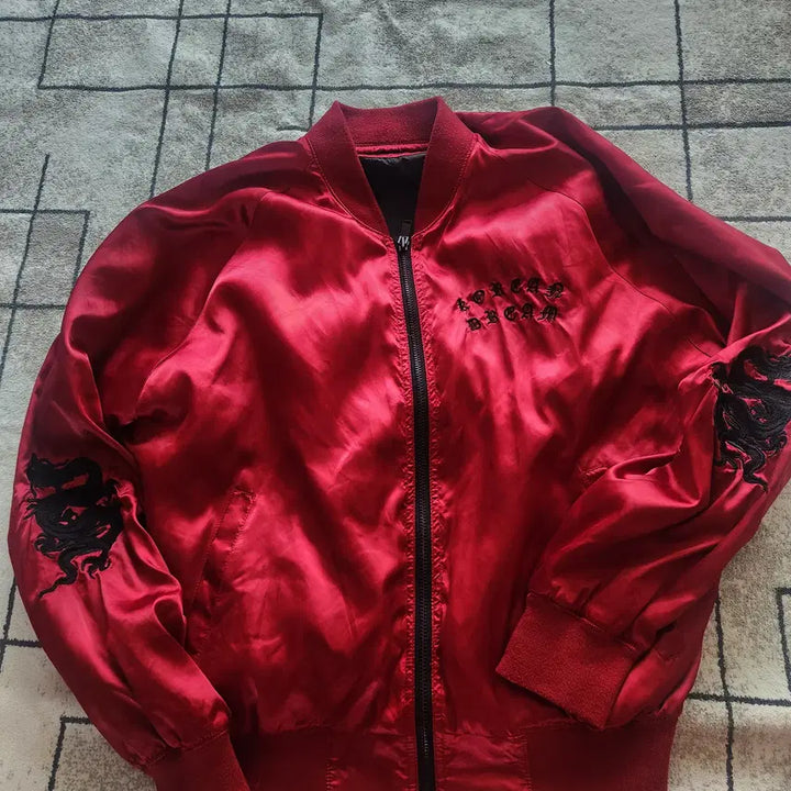 [BUNJANG] G-Dragon x 8seconds Collaboration Sukajan Jacket (Size L) / 지드래곤 gd 에잇세컨즈 콜라보 스카잔 자켓 사이즈 L