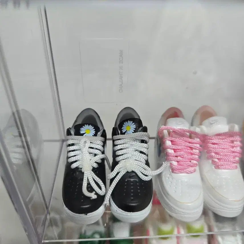 [BUNJANG] Miniature Sneaker Set with Case / 미니어처 운동화 세트