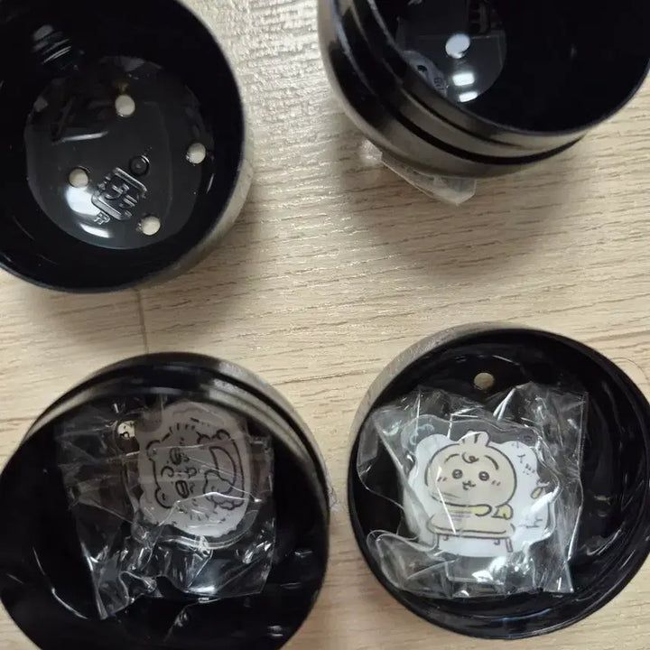 [BUNJANG] Usagi &amp; Momonga Standing Gacha Limited Edition Pop-up Exclusive / 새제품 팝업한정판우사기&amp;모몽가스탠드가챠
