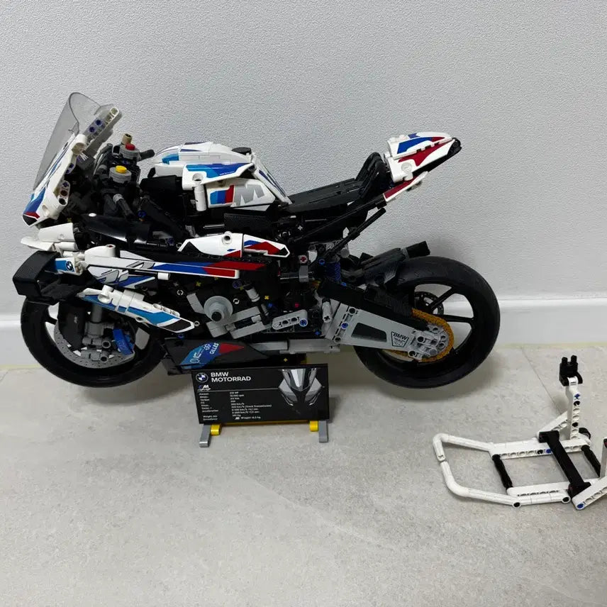 [BUNJANG] LEGO Technic BMW M 1000 RR 42130 / 레고 테크닉 BMW M 1000 RR 42130