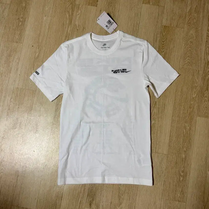 [BUNJANG] Nike BTS Limited Edition T-Shirt White XS / 나이키 BTS 반팔 티셔츠 화이트 - XS사이즈 새상품