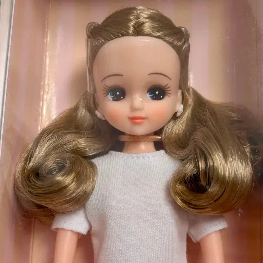 [BUNJANG] RikaCastle Rika-chan Doll (Sealed) / 리카캐슬 리카짱(미개봉)