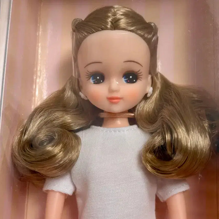 [BUNJANG] RikaCastle Rika-chan Doll (Sealed) / 리카캐슬 리카짱(미개봉)