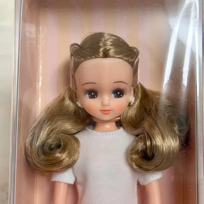 [BUNJANG] RikaCastle Rika-chan Doll (Sealed) / 리카캐슬 리카짱(미개봉)