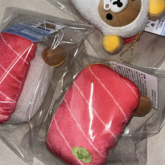 [BUNJANG] San-X Rilakkuma Tuna Sushi Mascot Keychain Doll (Sealed) / (미개봉) 산엑스 참치초밥 리락쿠마 스시 마스코트 키링 인형