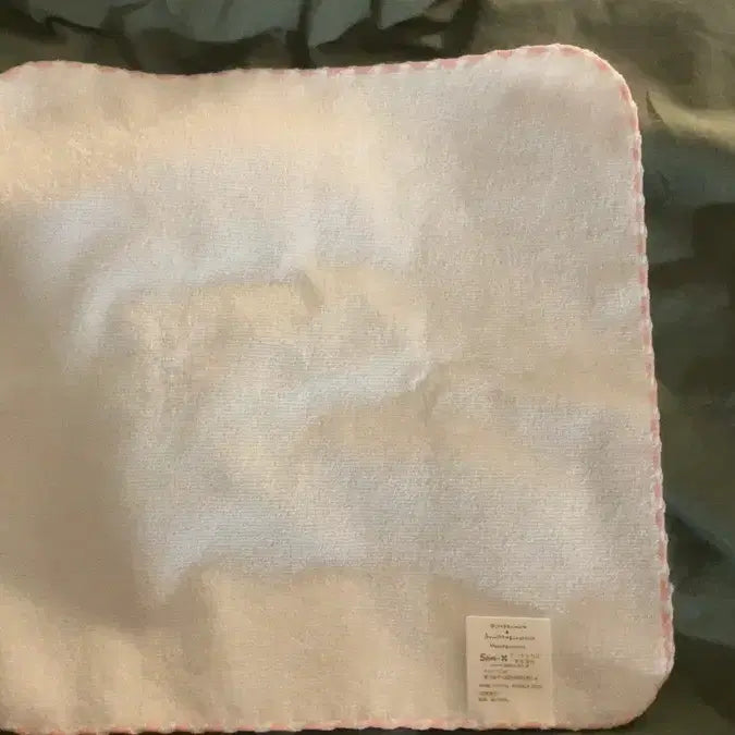 [BUNJANG] San-X Rilakkuma Sumikko Gurashi Handkerchief Towel / 산엑스 리락쿠마 스미코구라시 손수건 핸드타올