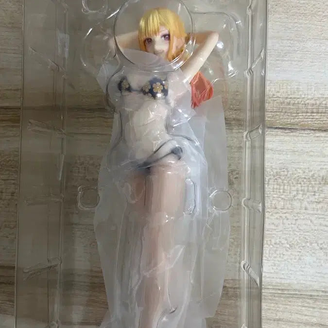 [BUNJANG] Good Smile Company Marin Kitagawa Swimsuit Ver. 1/7 Scale Figure / 굿스마일 키타가와 마린 수영복 피규어 1/7 비스크돌