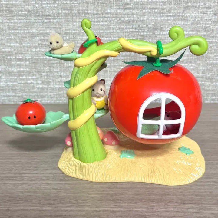 [BUNJANG] Sylvanian Families Sleeping Forest Tomato Set (Includes Fairy, Raccoon, Koala) / [올드,완품] 실바니안패밀리 잠자는 숲속의 토마토 (+요정,라쿤,코알라)