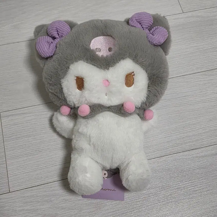 [BUNJANG] Kuromi Healing Time Napping Plush Doll / 쿠로미 힐링타임 멍하니 쉬는 시간 인형 누이