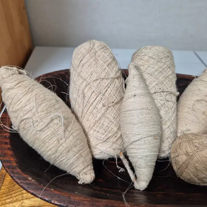 [BUNJANG] Antique Spun Silk Bundle (8 Pieces) / 옛날명주실:민속품