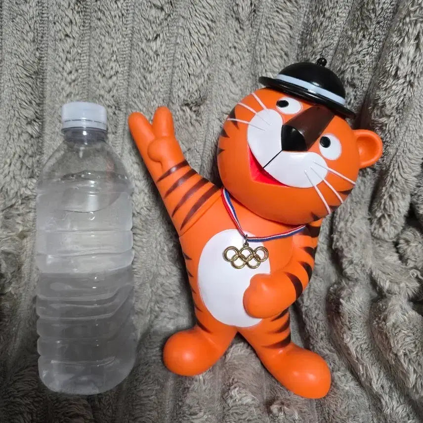 [BUNJANG] 1988 Seoul Olympics Hodori Piggy Bank / 88올림픽 호돌이 저금통