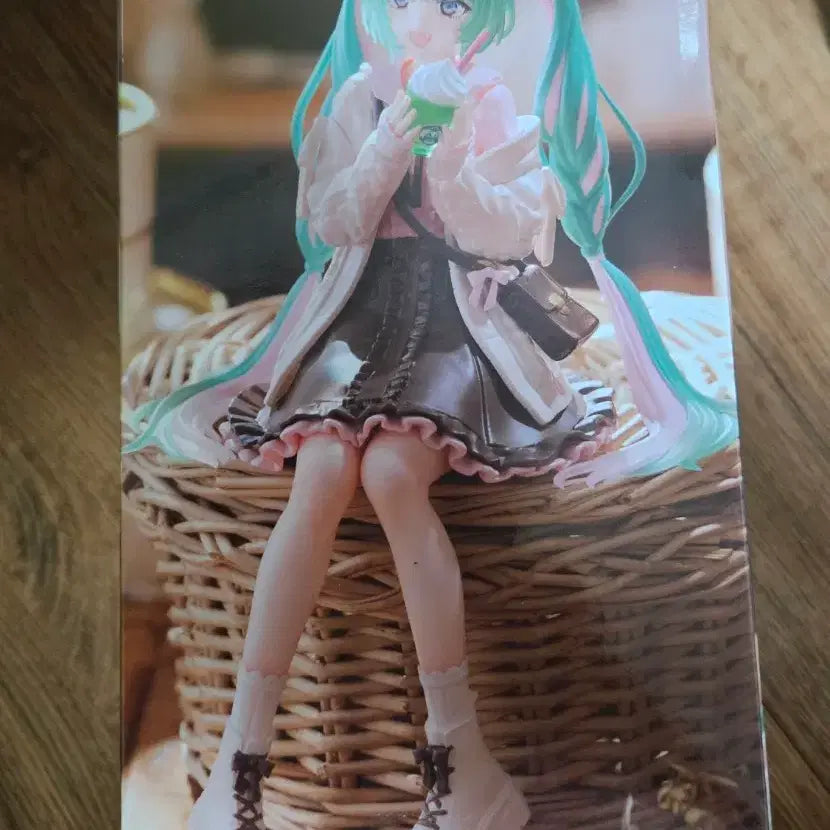 [BUNJANG] Vocaloid Hatsune Miku Autumn Date Noodle Stopper Figure / 하츠네 미쿠 누들스토퍼 가을 데이트 보컬로이드 피규어
