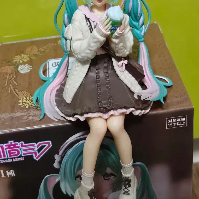 [BUNJANG] Vocaloid Hatsune Miku Autumn Date Noodle Stopper Figure / 하츠네 미쿠 누들스토퍼 가을 데이트 보컬로이드 피규어