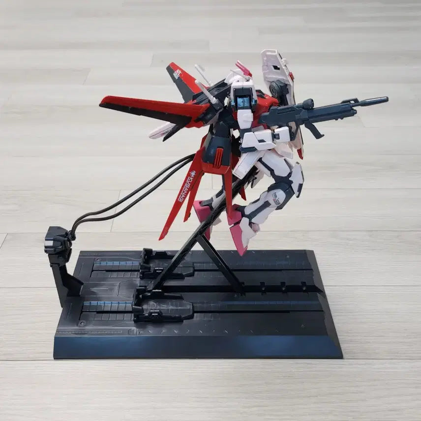 [BUNJANG] Bandai Gundam MG Strike Rouge Old Model Kit / 반다이 건담 MG(2004) 스트라이크 루즈 구형 모델