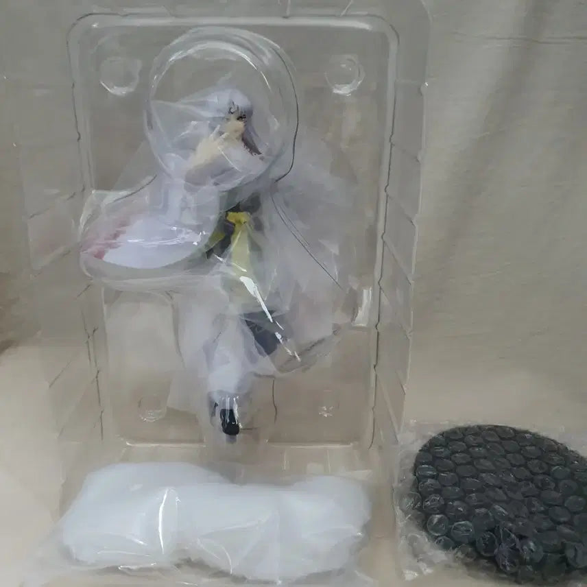 [BUNJANG] Trio-Try-iT Sesshomaru Figure (Opened) / 개봉 칼X 후류 Trio-Try-iT 셋쇼마루 피규어