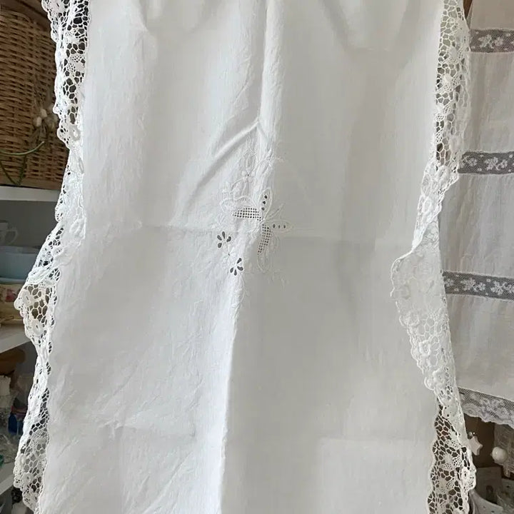 [BUNJANG] Vintage Lace Embroidered Tablecloth / 빈티지 레이스 자수 테이블보