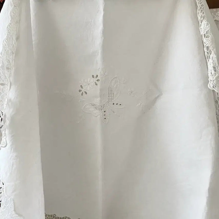 [BUNJANG] Vintage Lace Embroidered Tablecloth / 빈티지 레이스 자수 테이블보