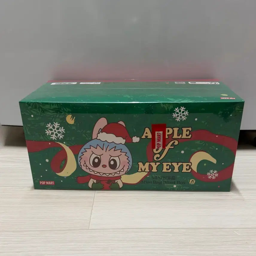 [BUNJANG] Pop Mart "For You Christmas Series" Mini Bag Full Box (Sealed) / 팝마트 너만을 위한 크리스마스 시리즈 미니백 풀박 (미개봉)