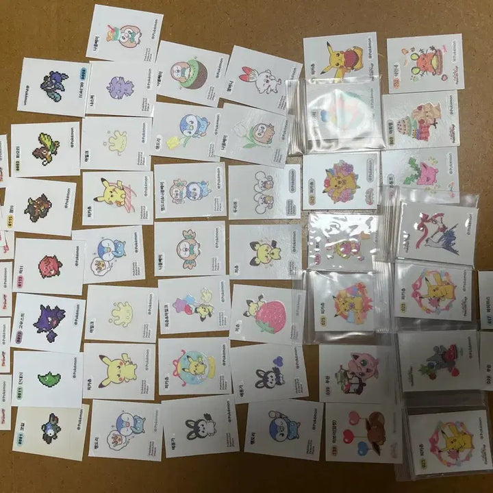 [BUNJANG] Pokemon Sticker Error Variants Mewtwo Black Rayquaza Halloween Lovely Piece Seal / 포켓몬 띠부씰 오류씰 뮤츠 검은레큐쟈  할로윈 러블리 피스씰