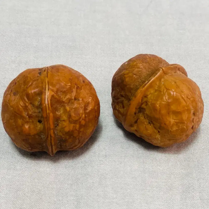 [BUNJANG] Vintage Natural Walnut Pair - Hand Acupressure, Collection / 빈티지 천연 호두 한쌍_손지압,수집용