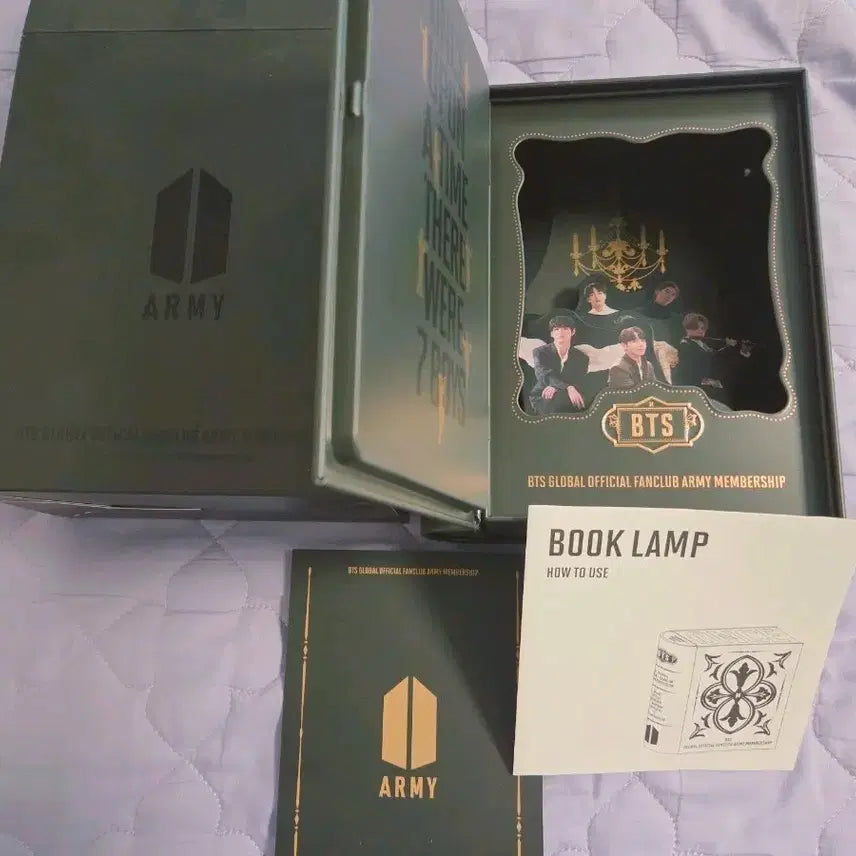 [BUNJANG] BTS Global Official Fanclub Membership Kit Book Lamp / BTS Book Lamp 방탄소년단 북램프