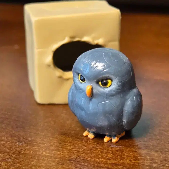 [BUNJANG] 2017 Classic Gacha Paper Bag Owl Figure / 고전 가챠 (2017) 종이봉투 부엉이