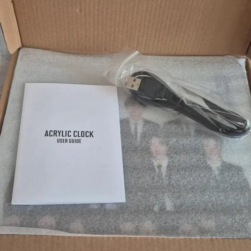 [BUNJANG] BTS BANG BANG CON The Live Acrylic Clock / BTS BANG BANG CON The Live 아크릴 시계