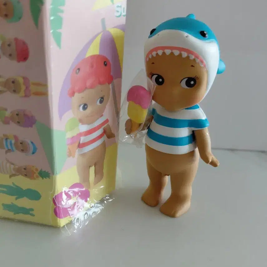 [BUNJANG] Sonny Angel Summer Vacation Shark Figure / 소니엔젤 썸머베케이션 (상어)-반바지 증정