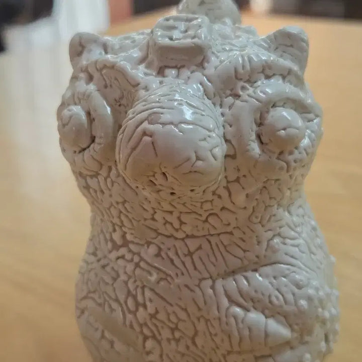 [BUNJANG] Kae Dae Won Ceramic Tiger Sculpture / 케대원 도자기 호랑이조각