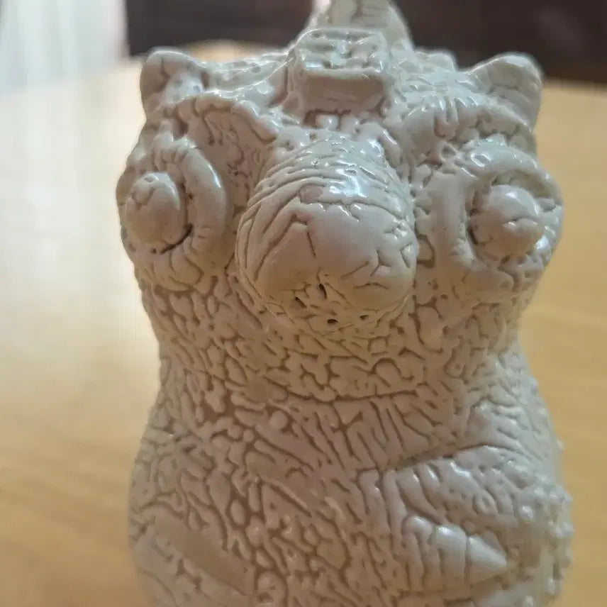 [BUNJANG] Kae Dae Won Ceramic Tiger Sculpture / 케대원 도자기 호랑이조각