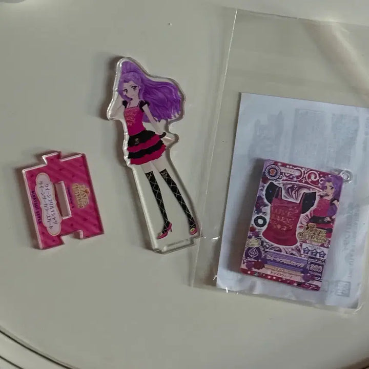[BUNJANG] Aikatsu! Mizuki Kanzaki Luna Love Queen Acrylic Stand &amp; Keyring Bundle Set / 아이엠스타 아이카츠 칸자키 미즈키 루나 러브퀸 아크릴스탠드 키링 일괄