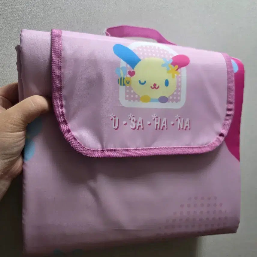 [BUNJANG] Aveil Usahana Folding Picnic Mat / 아베일 우사하나 접이식 돗자리