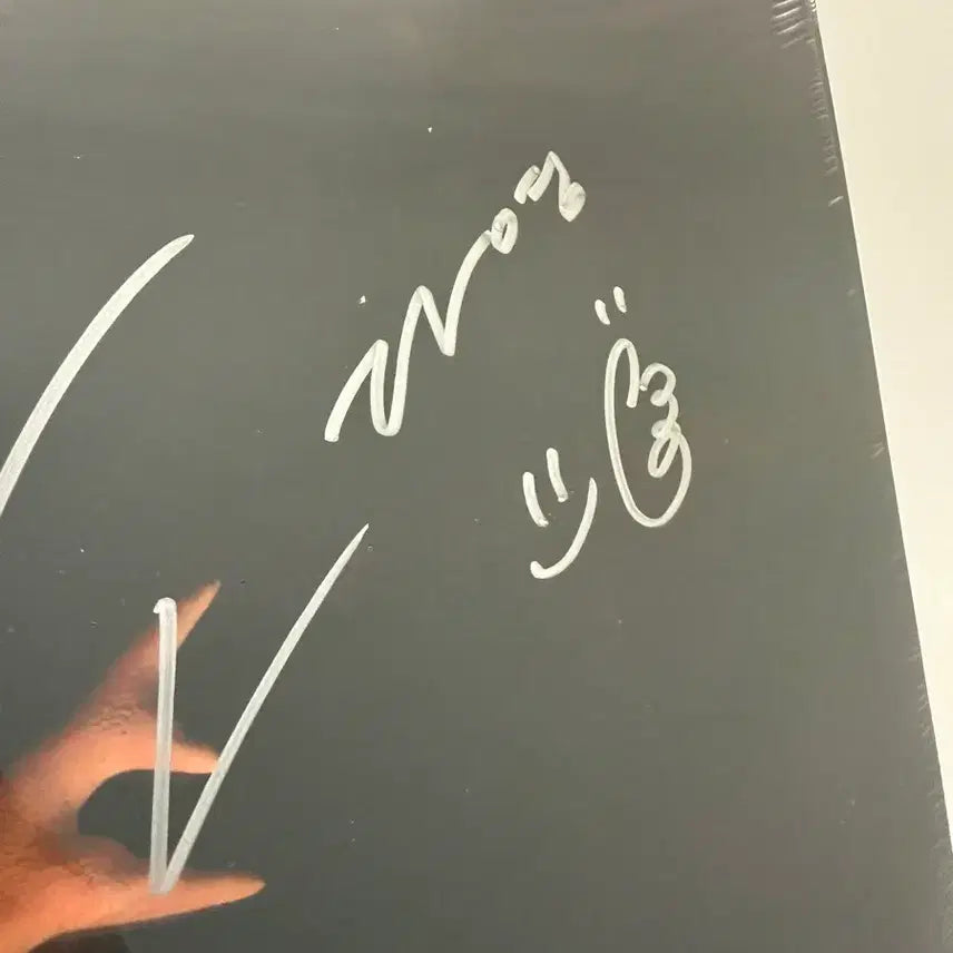 [BUNJANG] Ahn Dayoung Antihhero LP (Sealed, Signed) / (미개봉 싸인반) 안다영 안티히어로 LP