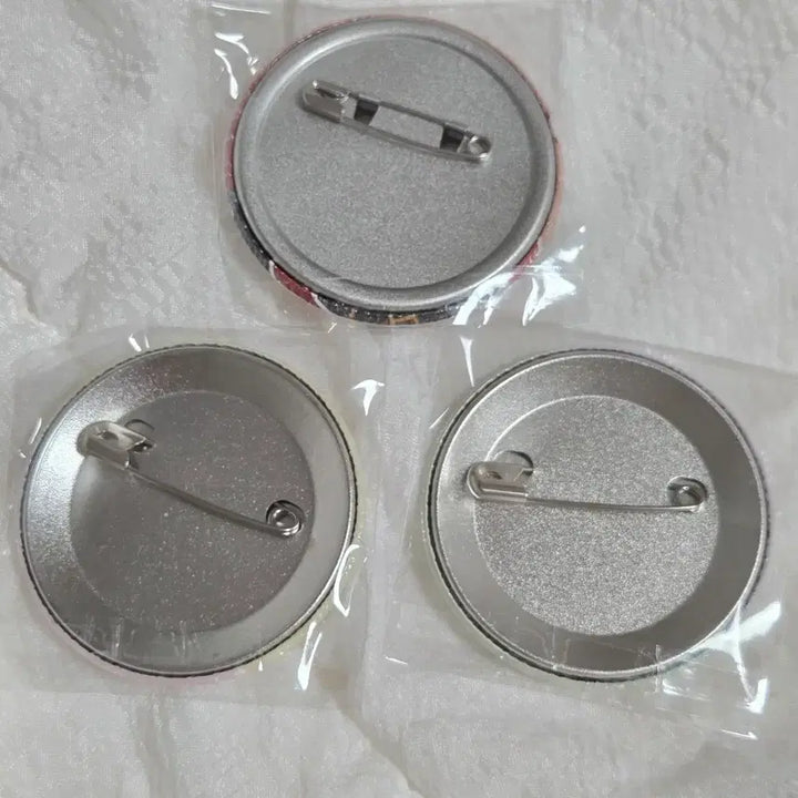 [BUNJANG] Gintama Shinsengumi Can Badge Bundle Set - Sougo, Hijikata, Kondo / (일괄) 은혼 진선조 캔뱃지 - 소고 히지카타 곤도