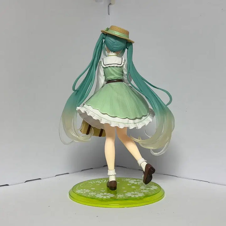 [BUNJANG] Country Miku Figure / 컨트리 미쿠 피규어