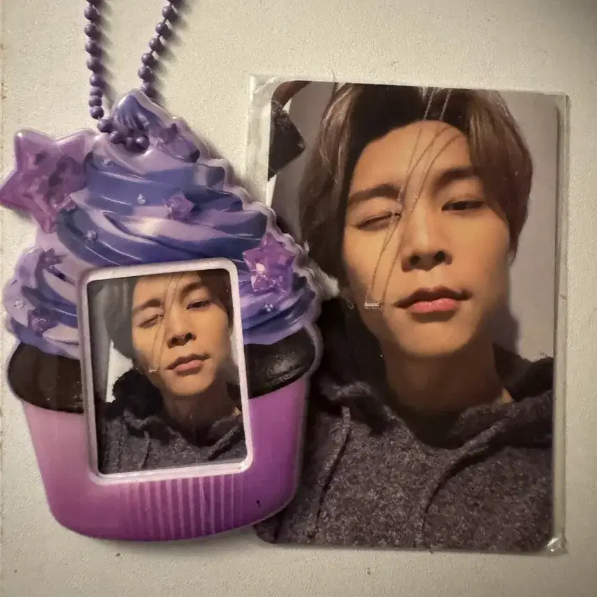 [BUNJANG] NCT Johnny Birthday Keychain Photocard Set / NCT 생일 키링 포토카드 세트 쟈니