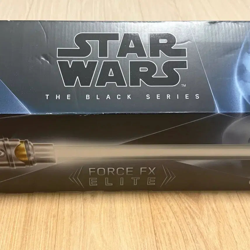 [BUNJANG] Star Wars Black Series Force FX Elite Ahsoka Tano Lightsaber / 스타워즈 블랙시리즈 Force FX Elite 아소카 타노 라이트세이버
