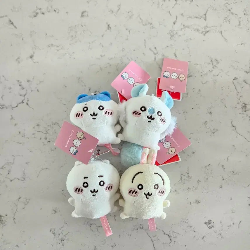 [BUNJANG] Cheekawa Hachiware Usagi Momonga Bean Eye Mini Doll Keychain Set (4 Types) / 먼작귀 치이카와 하치와레 우사기 모몽가 콩눈 미니 인형 키링 4종 세트