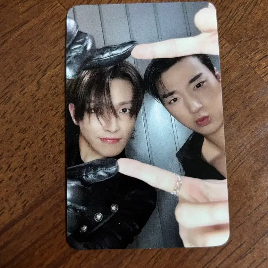 [BUNJANG] ATEEZ In Your Fantasy Hongjoong Seonghwa Unit Photocard / ATEEZ in your fantasy 포토카드 홍중산 유닛