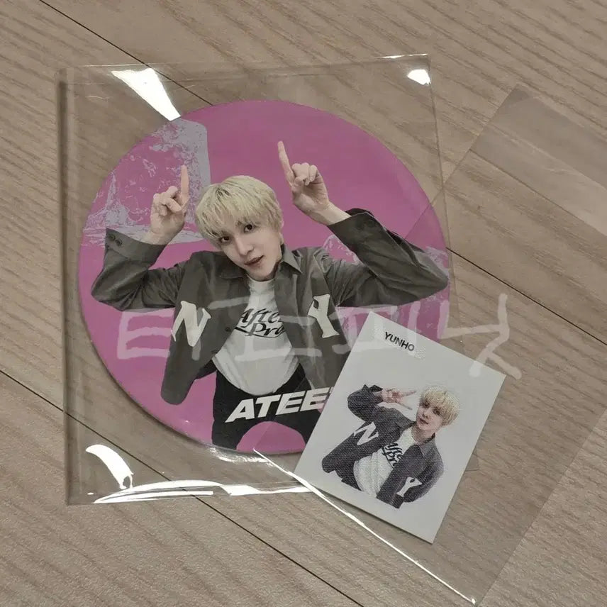 [BUNJANG] ATEEZ Yunho Apple Music Exclusive Coaster &amp; Sticker Set / 에이티즈 윤호 코스터 띠부씰 스티커 애플뮤직 특전 ateez yunho