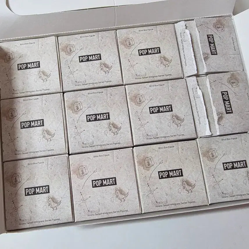 [BUNJANG] Pop Mart Hirono Greenhouses Grass Bundle Set / 팝마트 히로노 온실 속 억새 풀박스
