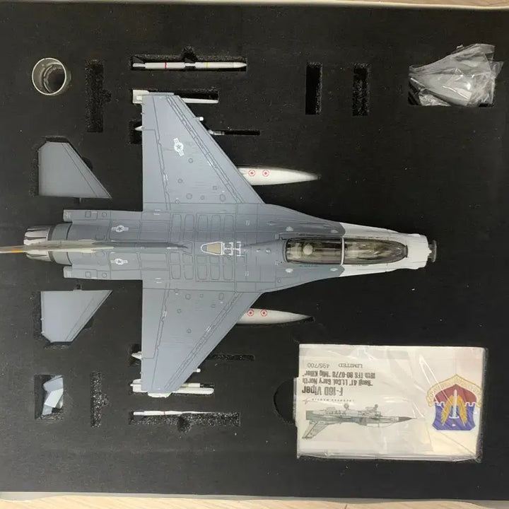 [BUNJANG] Calibre Wings F-16D 1/72 Scale Die-cast Model Aircraft / Calibre wings f-16d ca721604 다이캐스트 판매힙니다